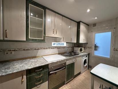 Kitchen of Flat for sale in  Madrid Capital  with Air Conditioner