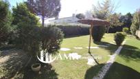 Jardí de Casa o xalet en venda en Griñón amb Aire condicionat, Calefacció i Jardí privat