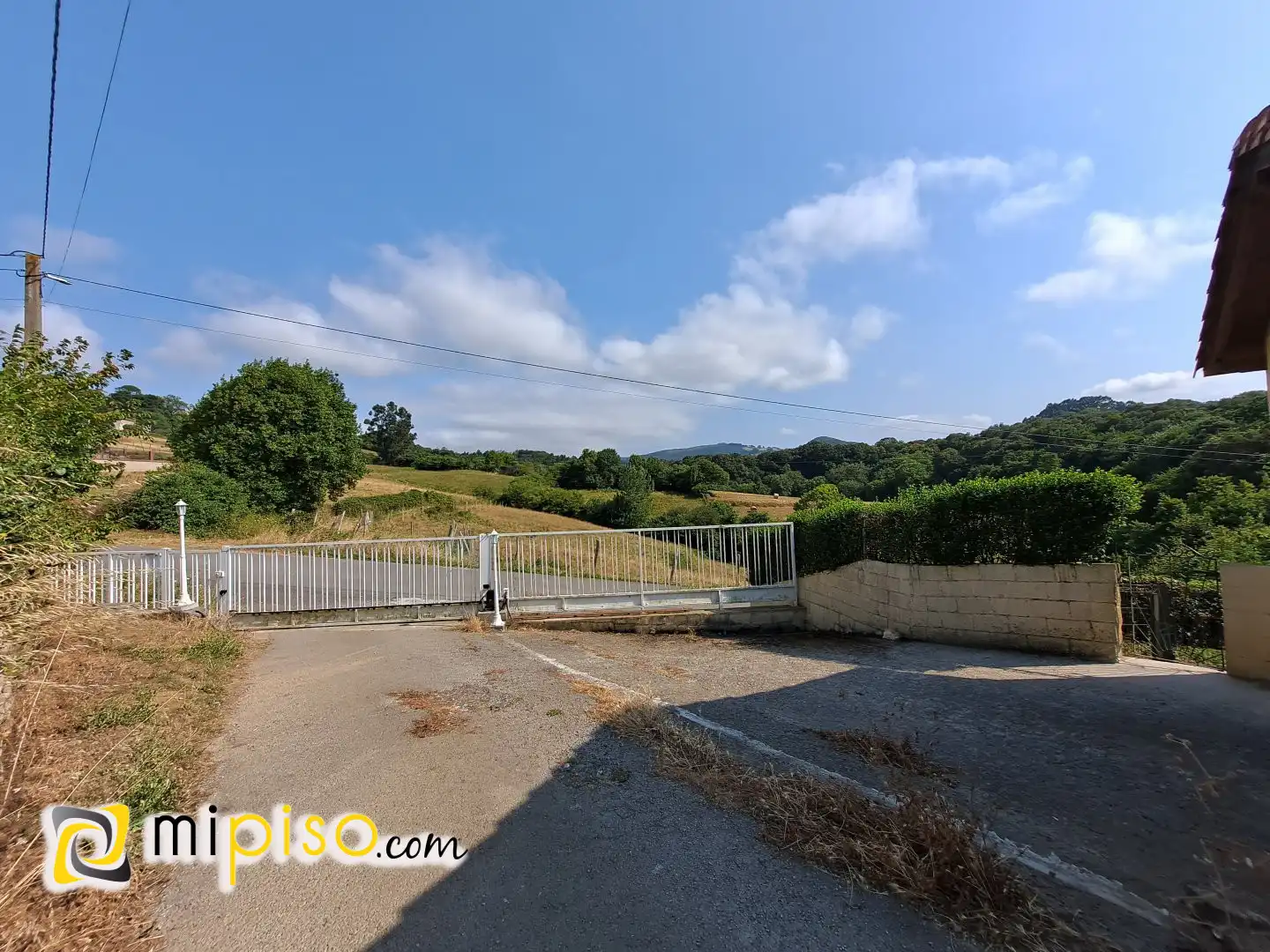 Casa o chalet en venta en Laredo con Calefacción, Terraza y Trastero