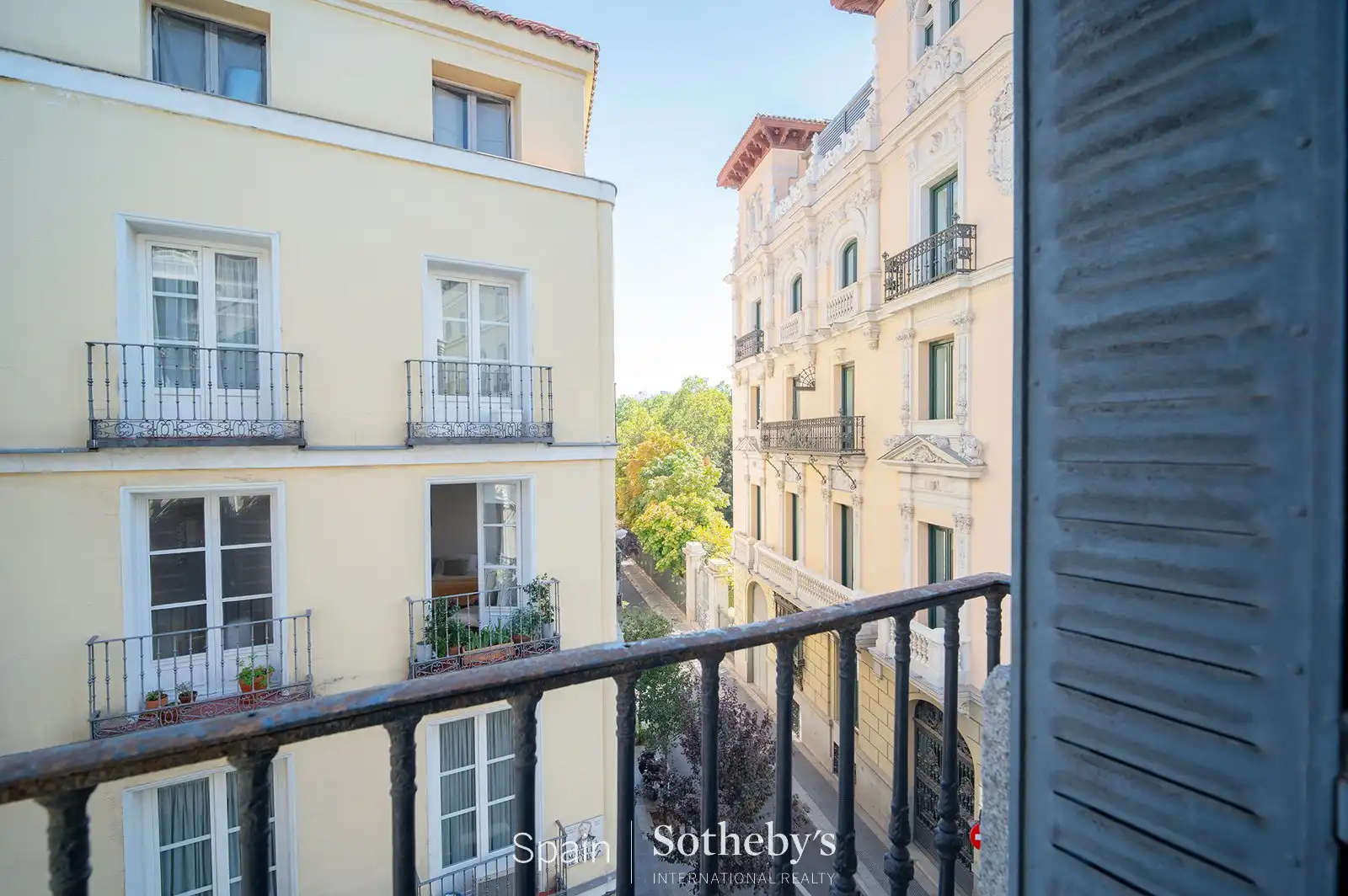 Balcony of Apartments for sale in Madrid  with Air Conditioner, Heating and Terrace