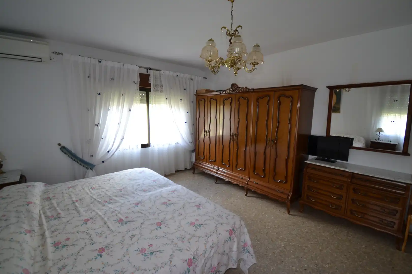 Habitación de Casa o chalet en venta en Villar del Pedroso con Aire acondicionado, Calefacción y Jardín privado