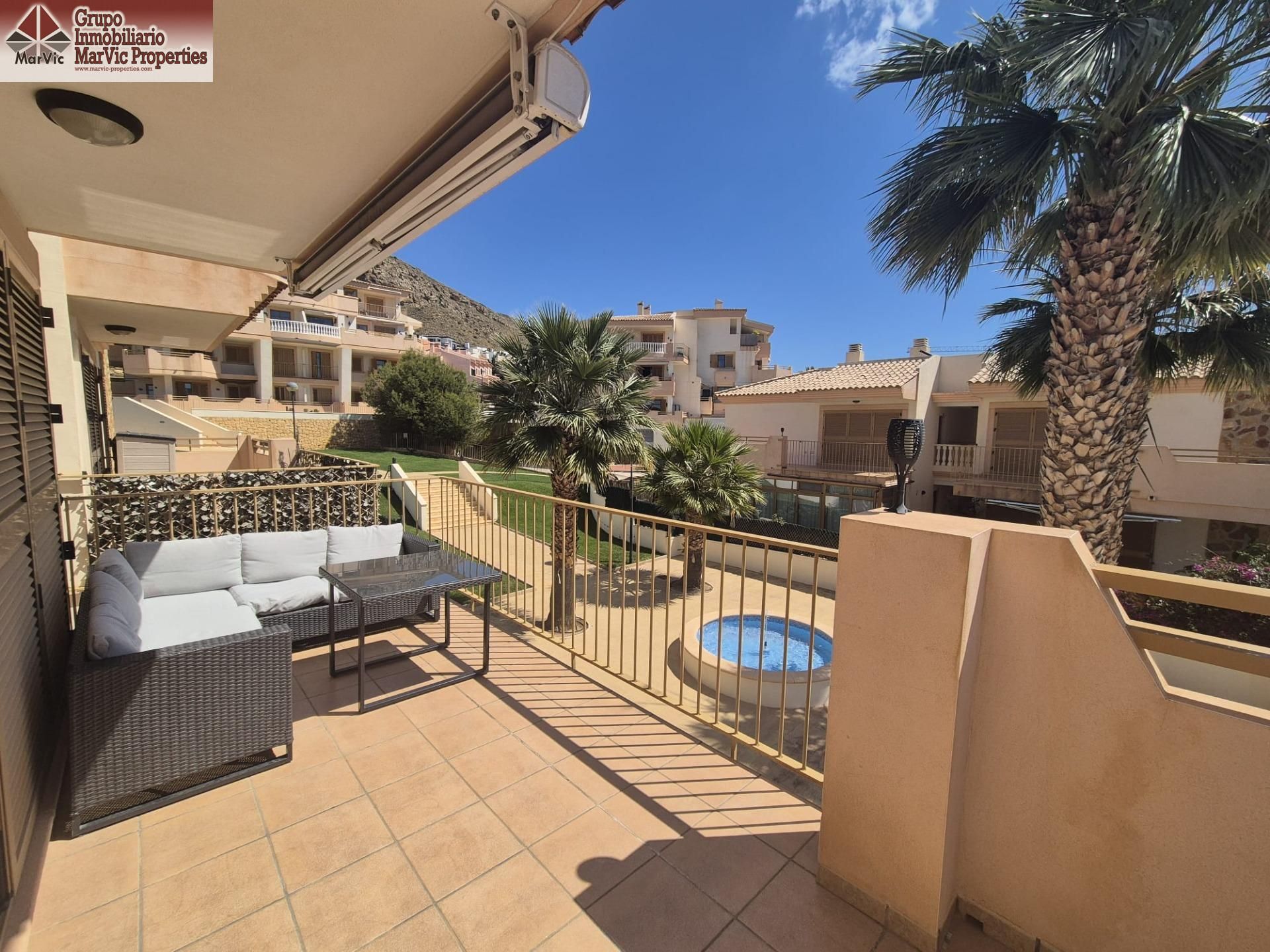 Jardín de Piso de alquiler en Finestrat con Aire acondicionado, Jardín privado y Terraza