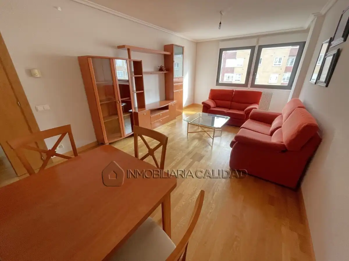 Living room of Flat for rent in Burgos  with Heating and Furnished