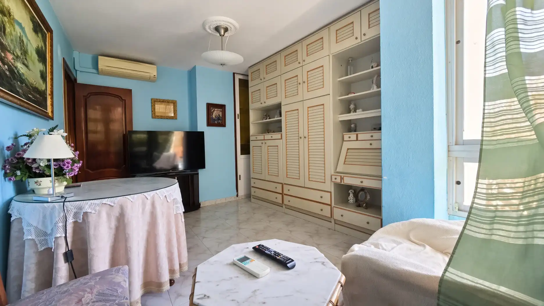 Sala d'estar de Apartament en venda en Marbella amb Moblat i Internet