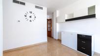 Flat for sale in Viator  with Air Conditioner and Terrace