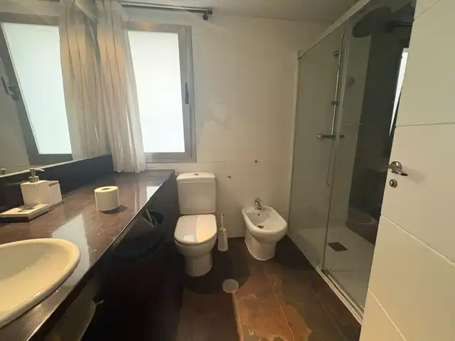 Bany de Pis en venda en Guadalajara amb Aire condicionat, Calefacció i Parquet