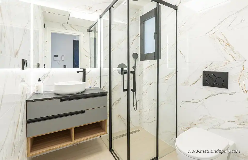 Baño de Apartamento en venta en Vera con Terraza, Trastero y Piscina comunitaria