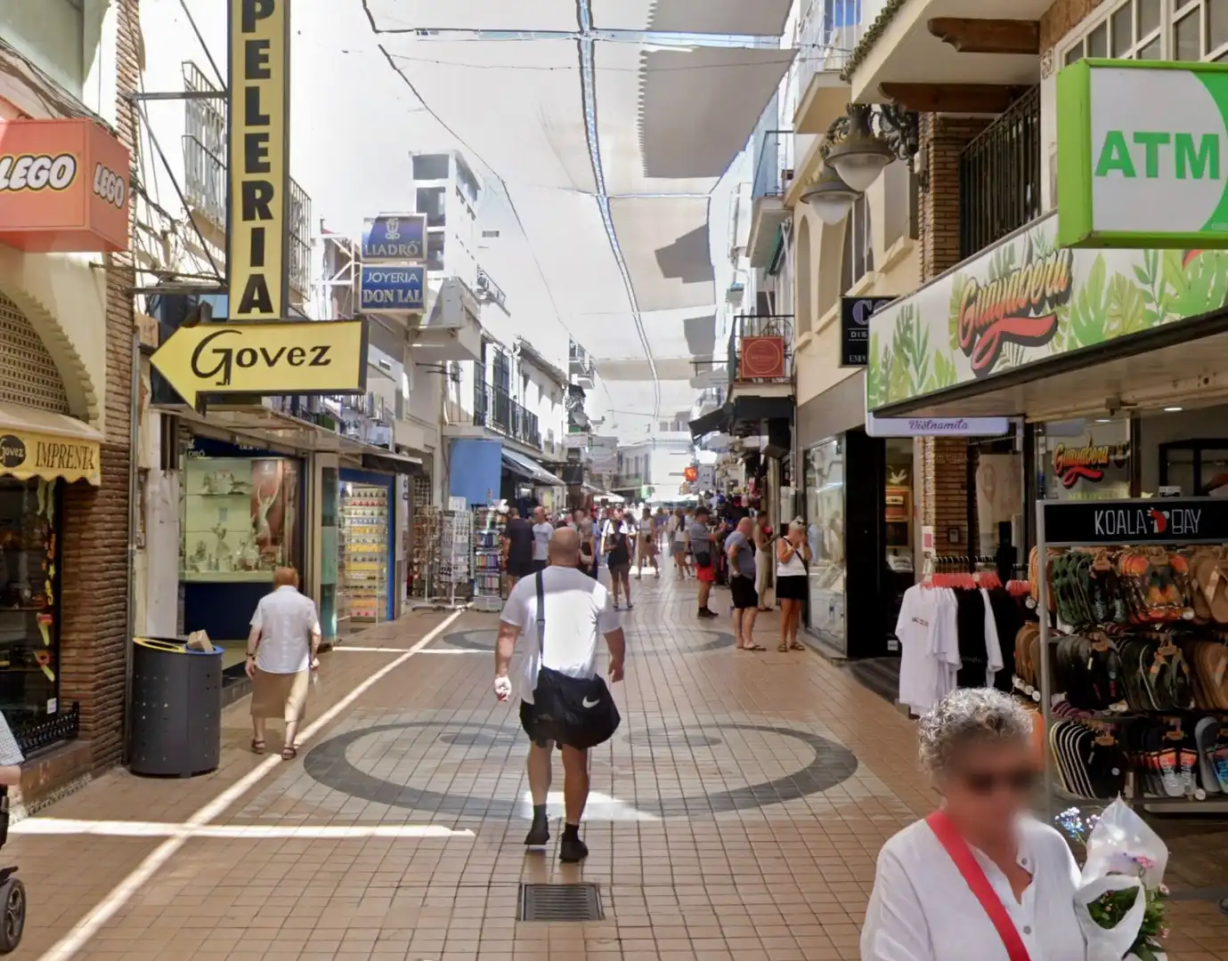Exterior view of Commercial properties for rent in Torremolinos  with Air Conditioner