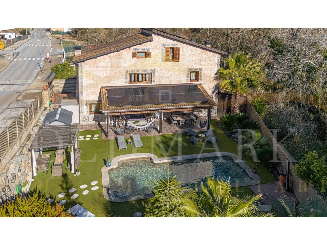 Jardín de Casa o chalet en venta en Rubí con Calefacción, Jardín privado y Parquet