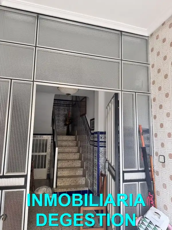 Casa o xalet en venda en Linares amb Aire condicionat, Jardí privat i Terrassa