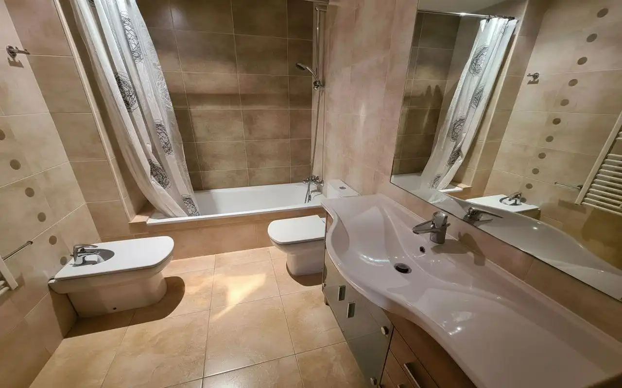Bany de Apartament en venda en Balaguer, Lleida