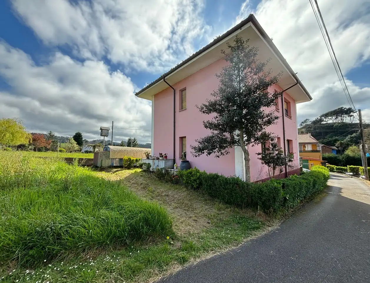 Vista exterior de Casa o chalet en venta en Carreño con Jardín privado y Terraza
