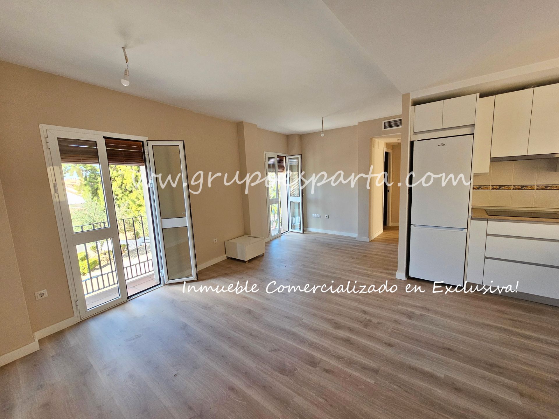 Dormitori de Pis de lloguer en Espartinas amb Aire condicionat, Forn i Rentadora