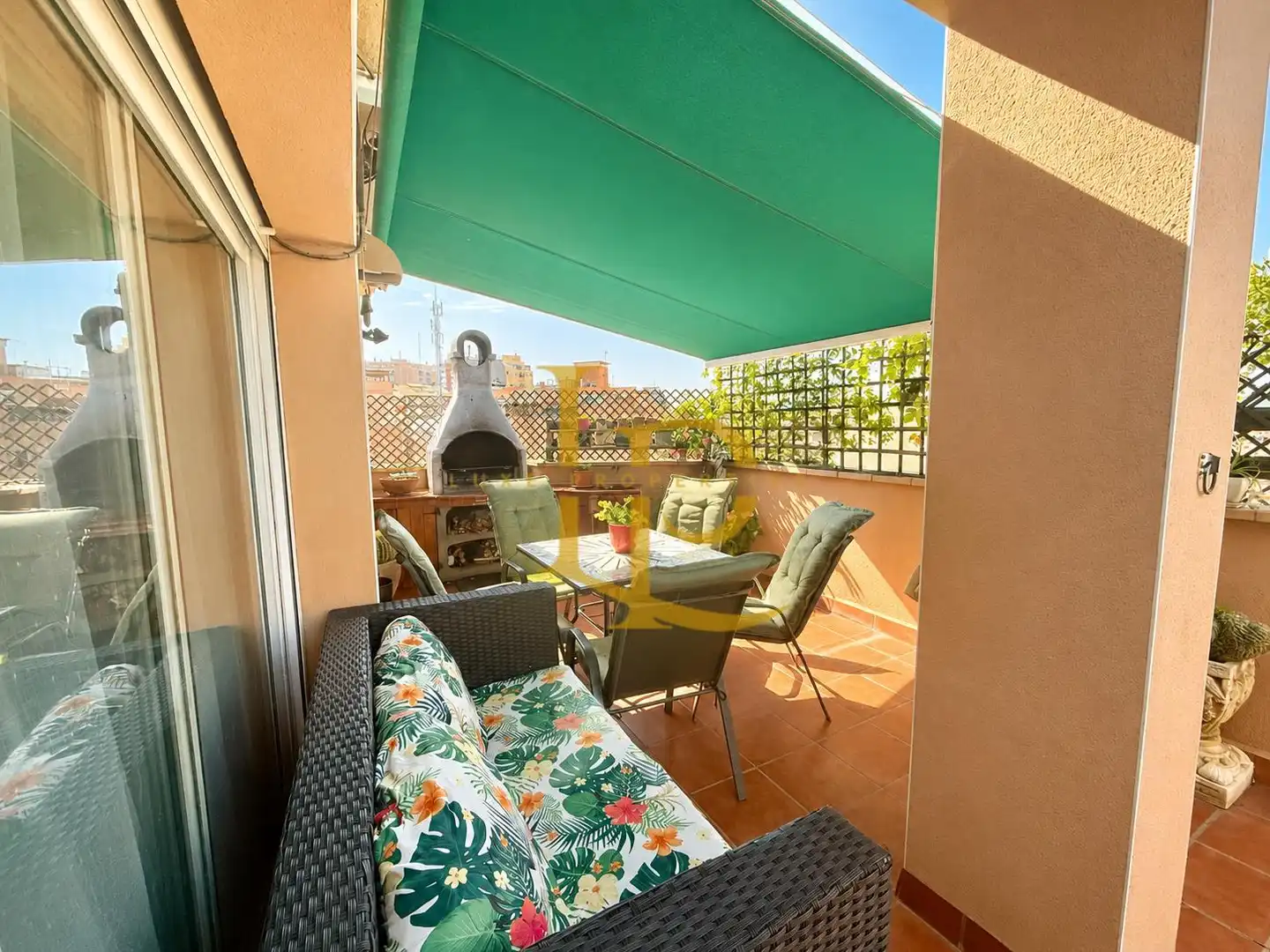 Terraza de Ático en venta en Rubí con Aire acondicionado, Calefacción y Parquet