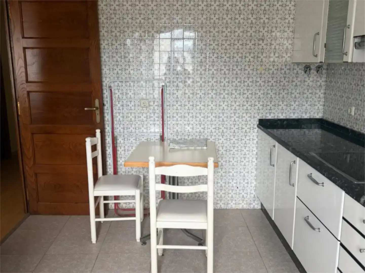 Cuina de Apartament de lloguer en Ourense Capital 