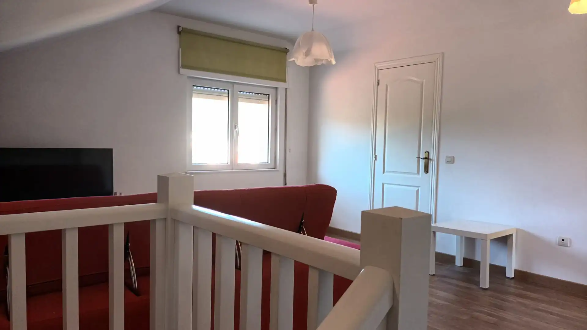 Casa o xalet en venda en Muros amb Jardí privat, Piscina i Moblat