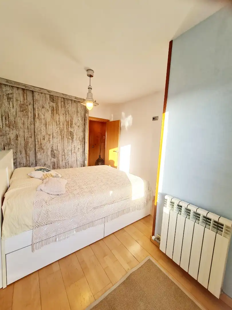 Bedroom of Flat for sale in Sabadell  with Air Conditioner and Balcony