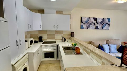Foto 3 de Apartament de lloguer a Avenida Salvador Dalí, 7, Playamar - Benyamina, Torremolinos