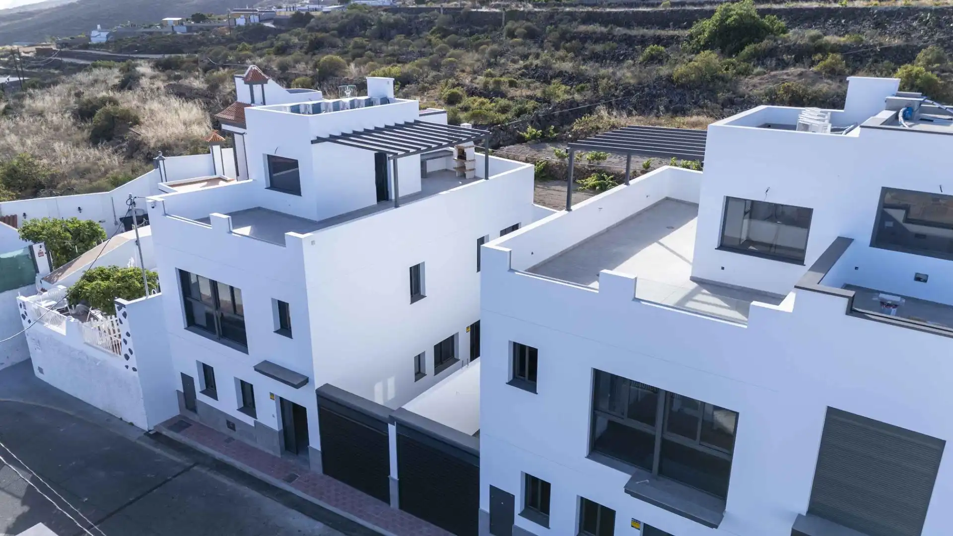 Vista exterior de Casa adosada en venta en San Miguel de Abona con Aire acondicionado, Jardín privado y Terraza