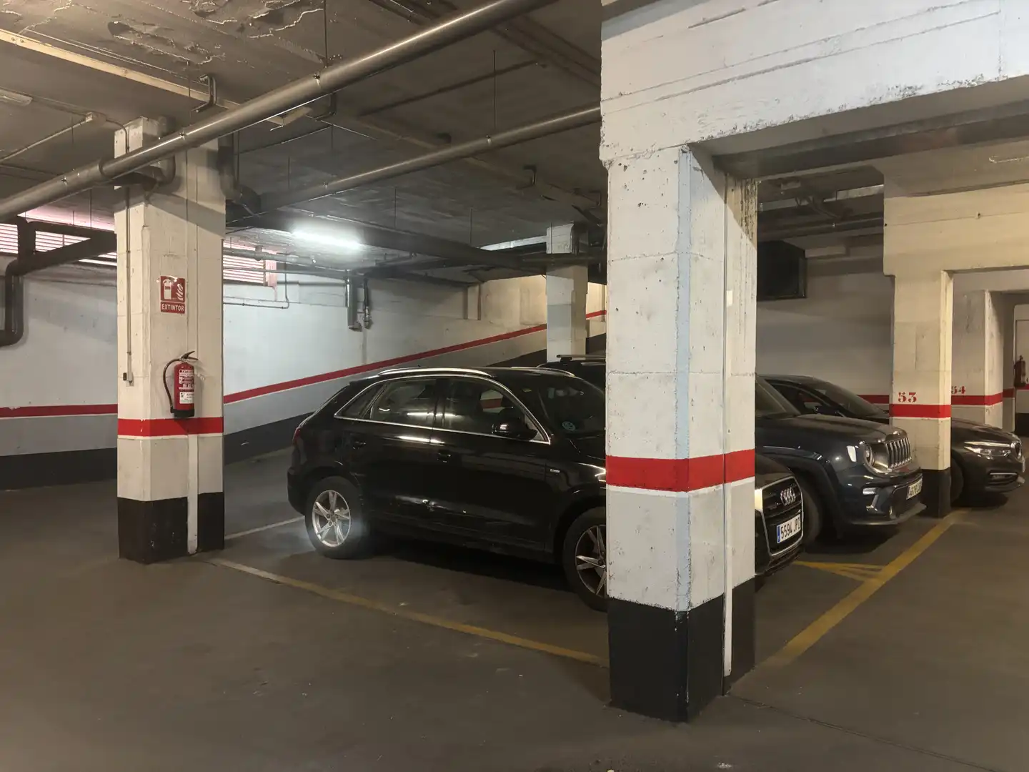 Aparcament de Pis en venda en Terrassa amb Aire condicionat, Parquet i Forn