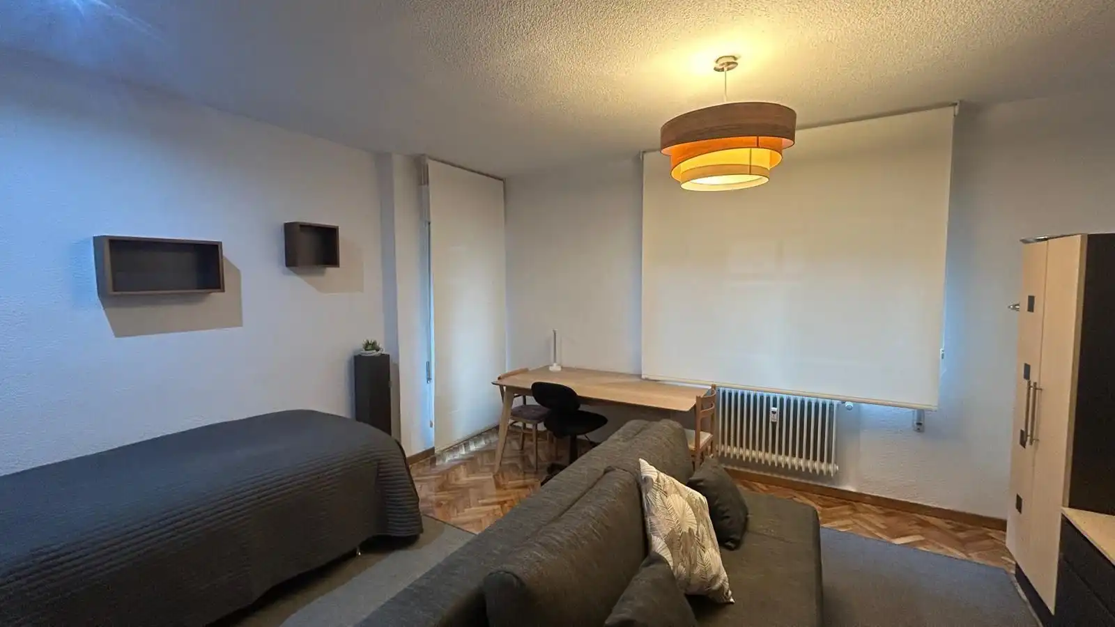 Sala d'estar de Pis en venda en Ávila amb Calefacció, Terrassa i Moblat