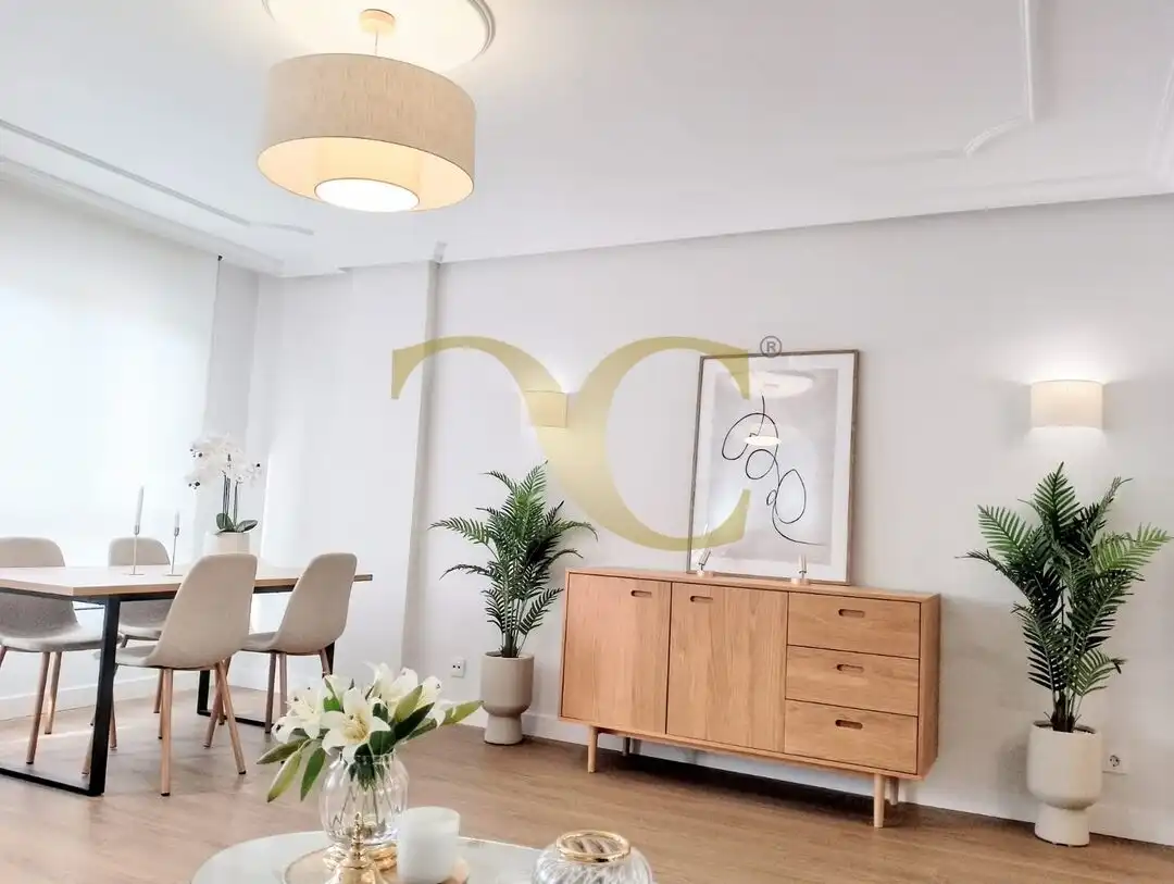 Dining room of Flat for sale in Gijón   with Heating and Furnished