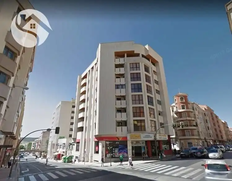 Local comercial de lloguer a Centro