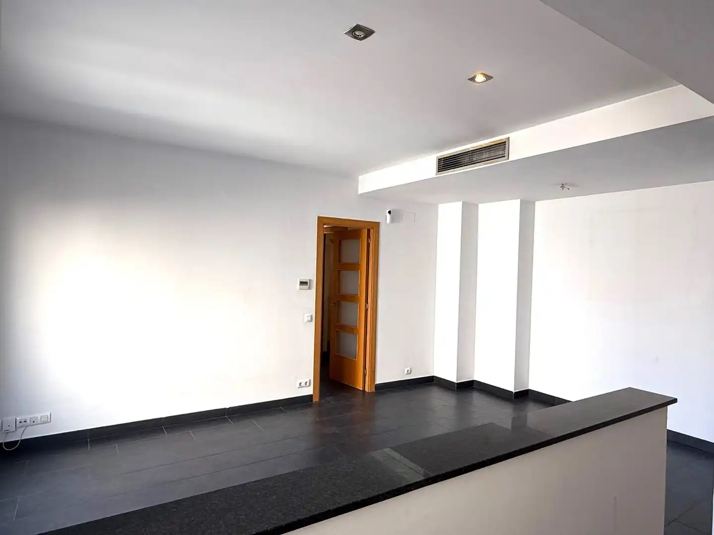 Piso en venta en Sant Vicenç Dels Horts con Aire acondicionado y Calefacción