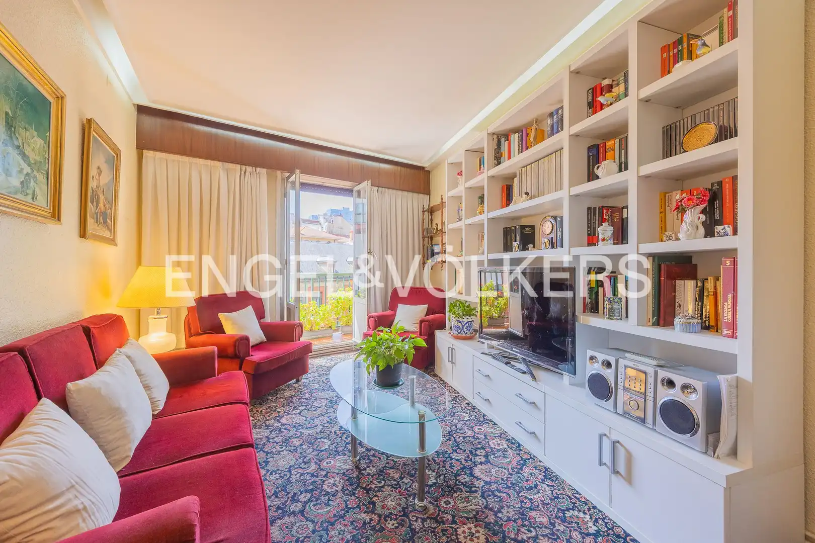 Wohnzimmer von Wohnung zum Verkauf in Bilbao  mit Heizung und Balkon