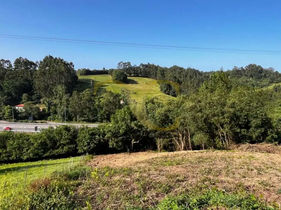 Wohnbaugrundstück zum Verkauf in Llovio, imagen 2