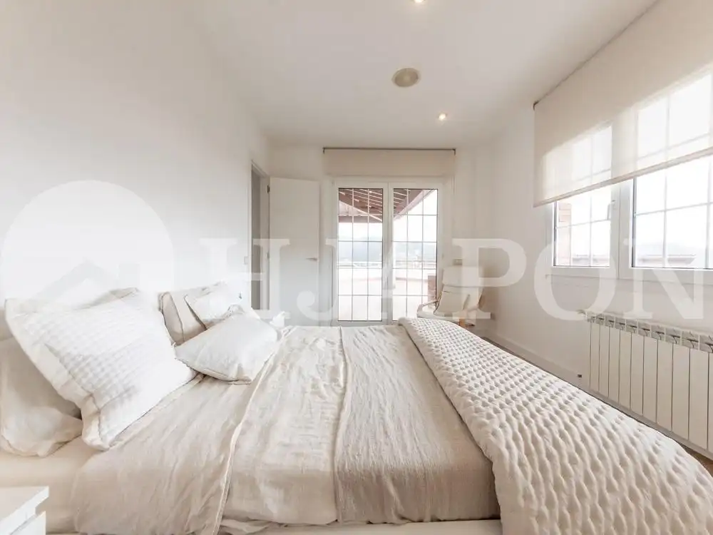 Habitación de Casa o chalet en venta en Argentona con Aire acondicionado, Calefacción y Jardín privado