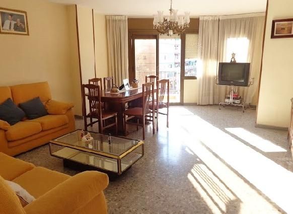 Sala d'estar de Pis en venda en Mataró amb Balcó