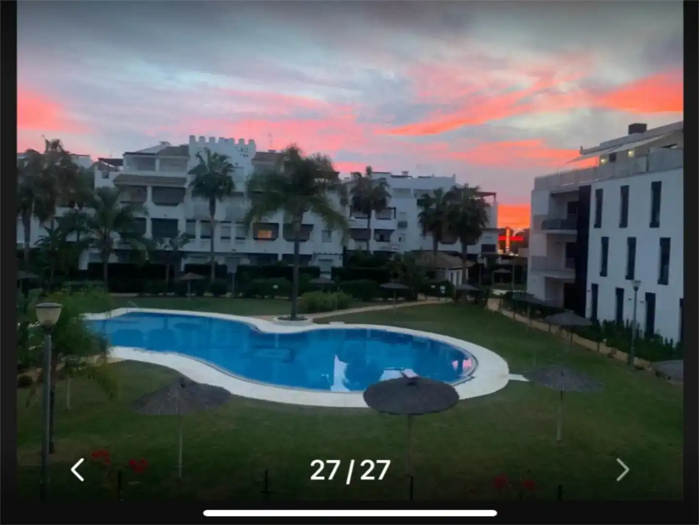 Außenansicht von Wohnung zur Miete in Rota mit Klimaanlage, Privatgarten und Schwimmbad