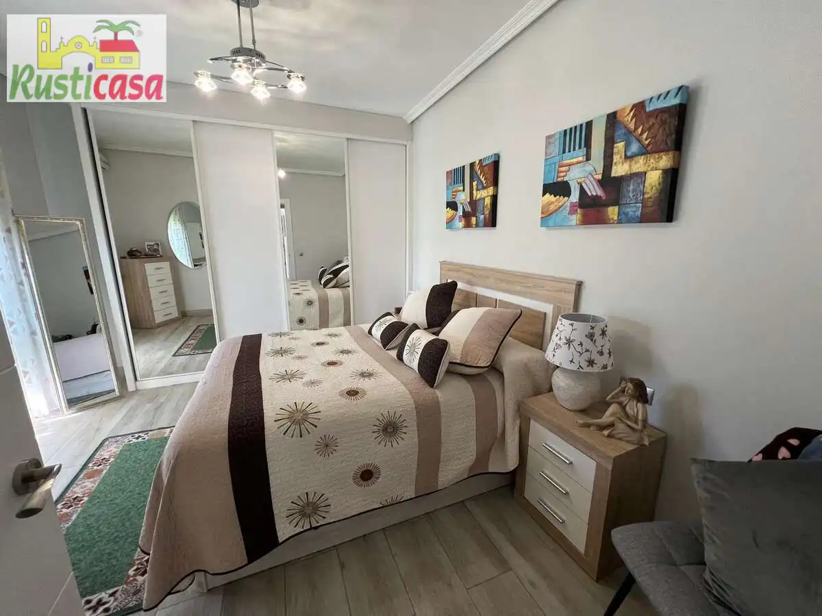 Bedroom of Attic for rent in Bailén  with Air Conditioner, Terrace and Furnished