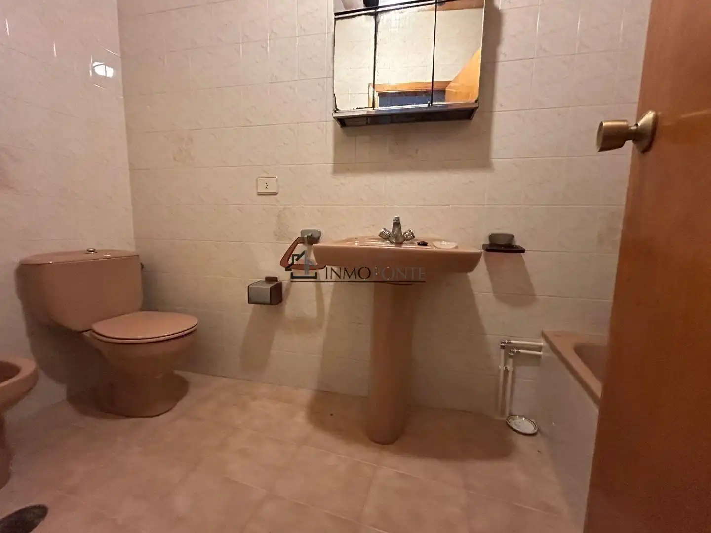 Bany de Casa o xalet en venda en Cerdedo amb Jardí privat