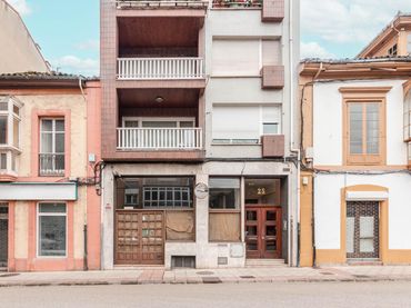 Gewerbefläche zum Verkauf in Calle de Cervantes 25