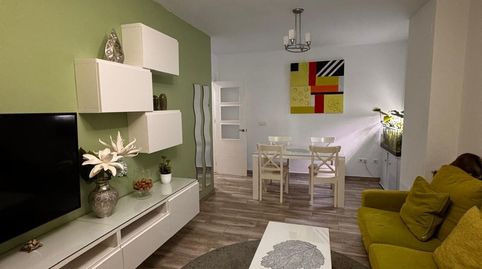 Foto 4 de Piso de alquiler en Las Torres - Constelaciones, Utrera