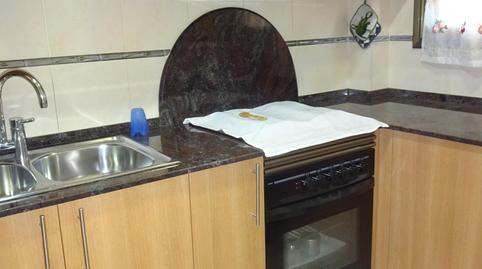 Foto 3 de Pis en venda a Rocafonda, Mataró