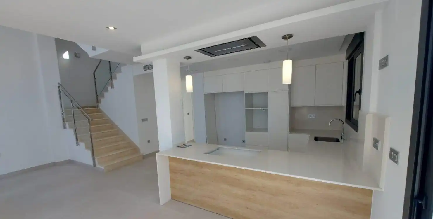 Chalet con terraza en venta en Los Balcones - Los Altos, imagen 5