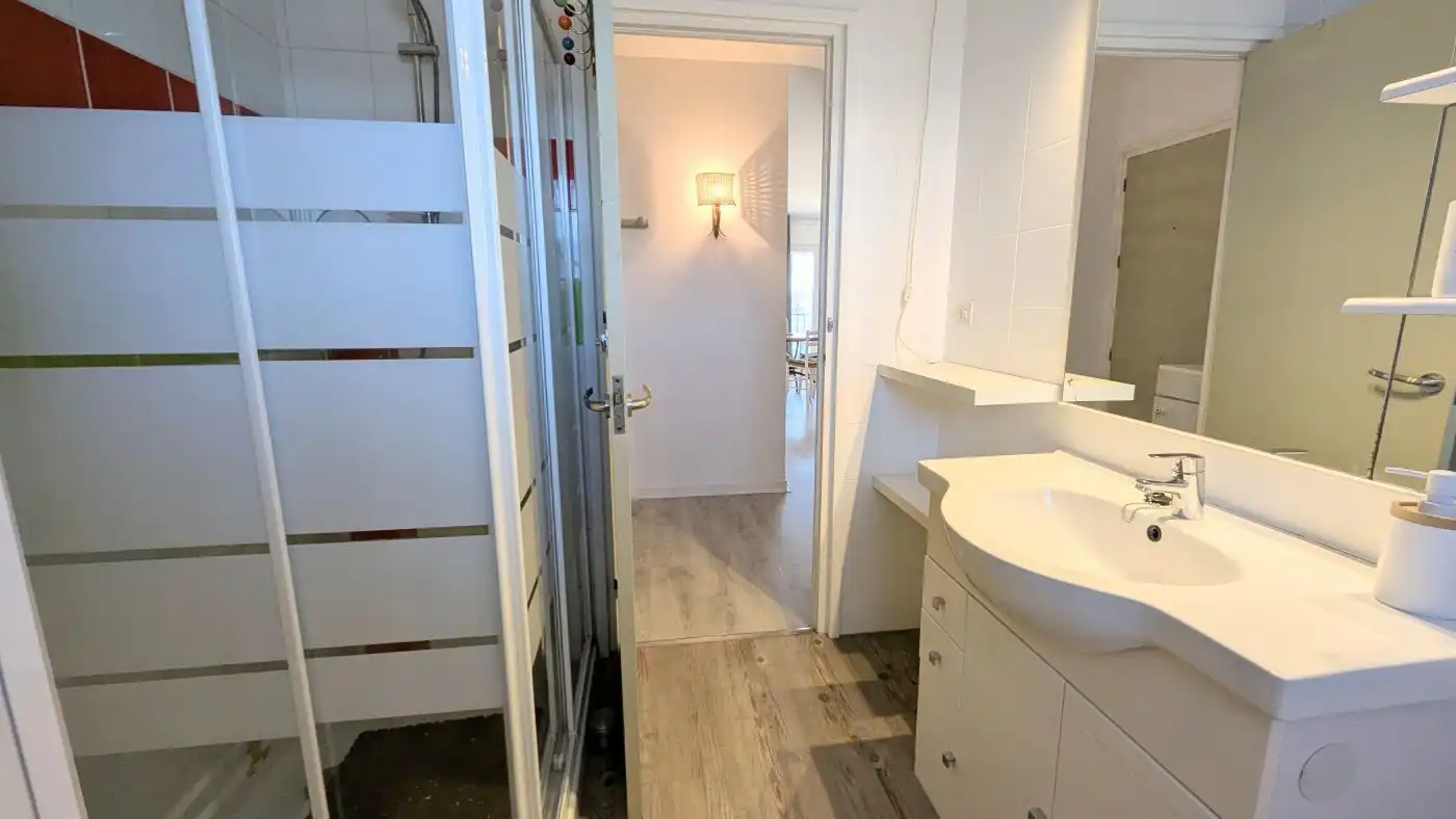 Bany de Apartament en venda en Empuriabrava amb Aire condicionat, Calefacció i Terrassa