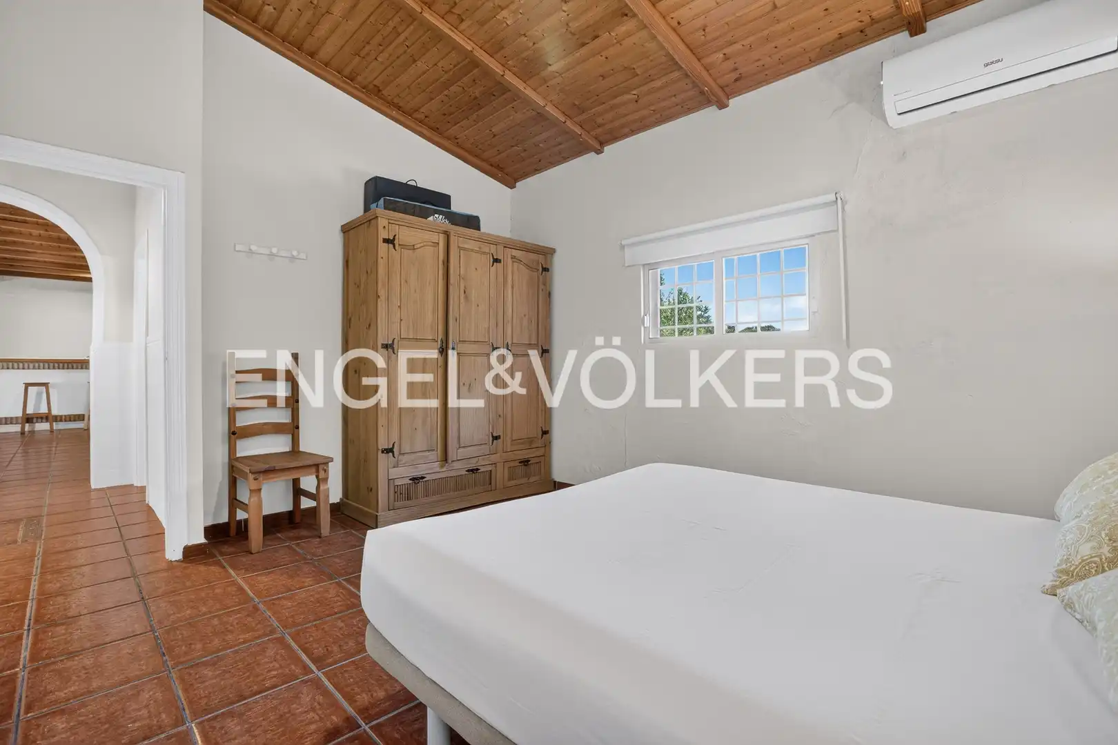 Bedroom of Country homes for sale in Calañas, Huelva