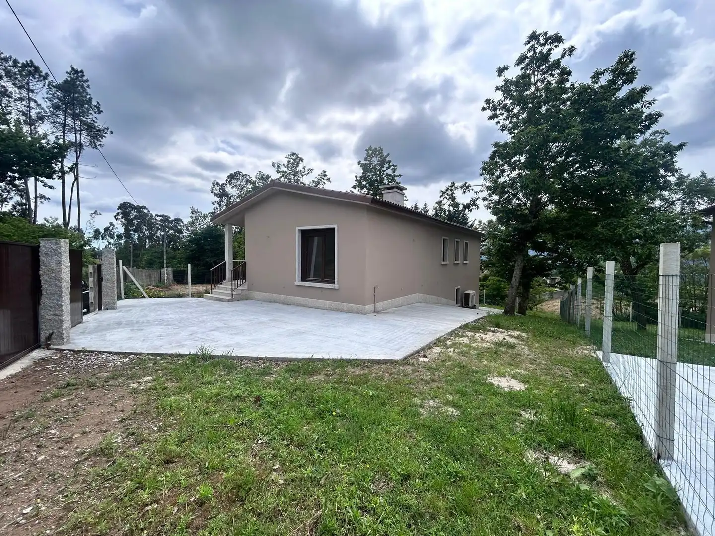 Vista exterior de Casa o chalet en venta en Salceda de Caselas con Calefacción