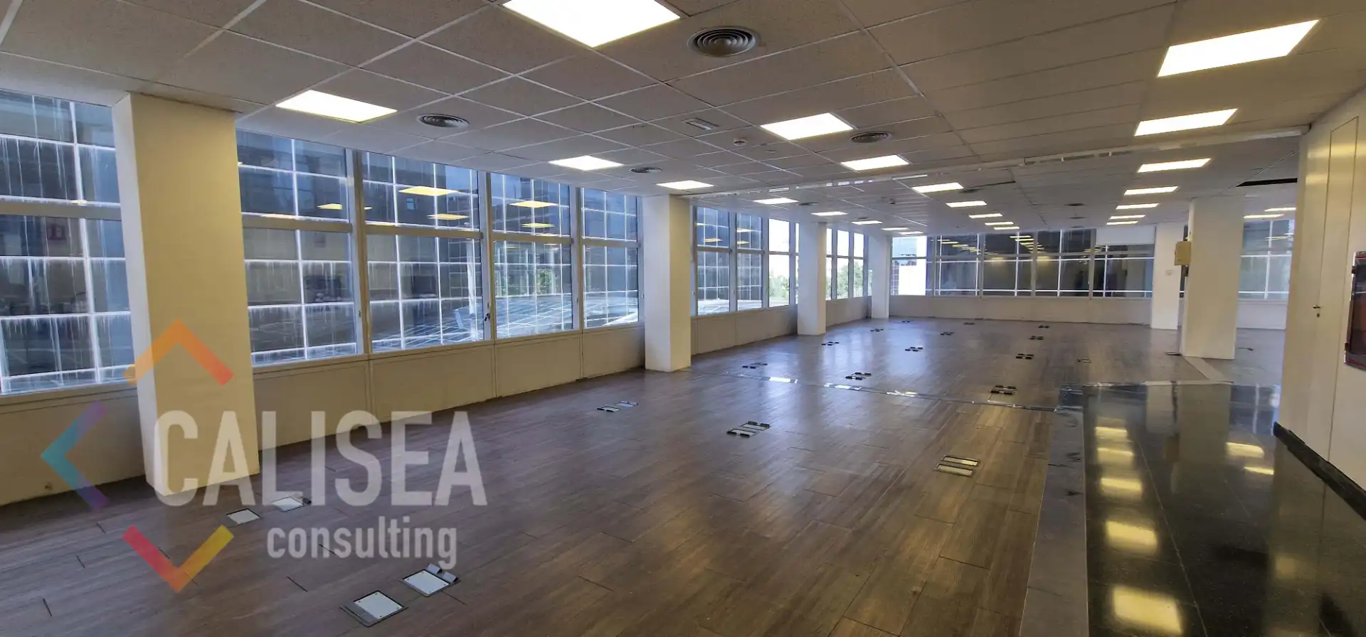 Office for rent in Sabadell  with Air Conditioner and Heating