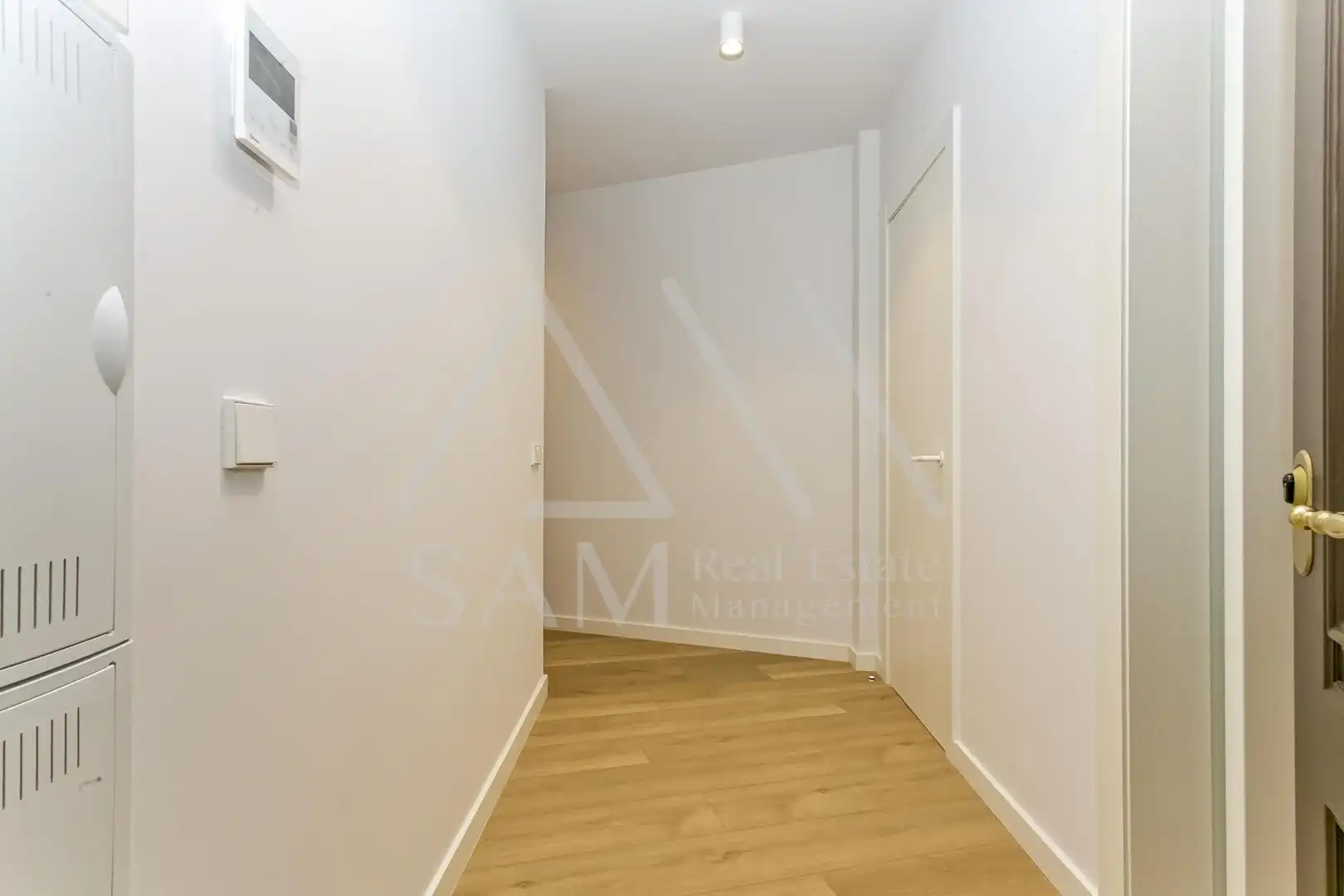 Wohnung zum Verkauf in Barcelona mit Heizung und Gemeinschaftspool