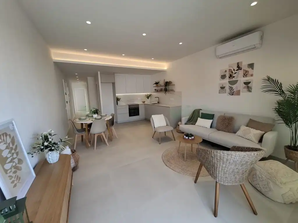 Sala de estar de Piso en venta en Pineda de Mar con Aire acondicionado
