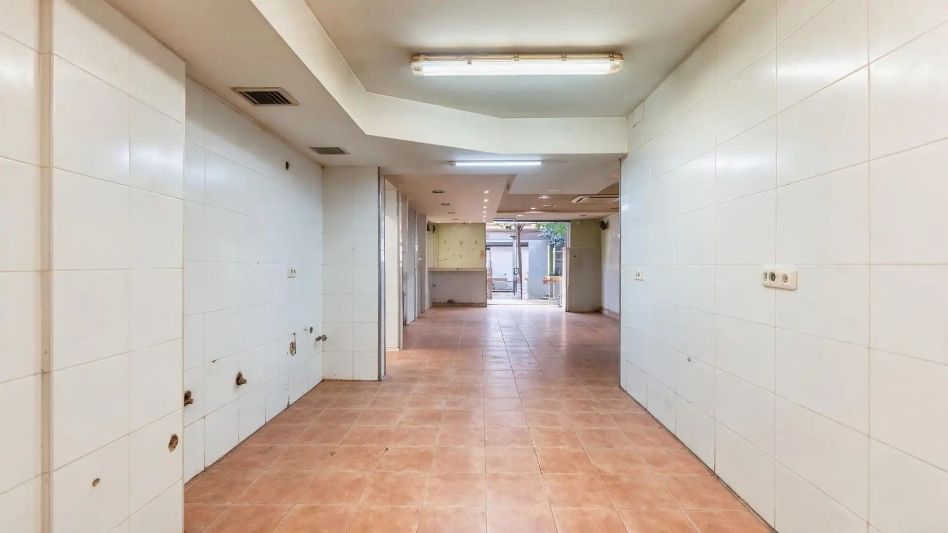 Local en venda en L'Hospitalet de Llobregat