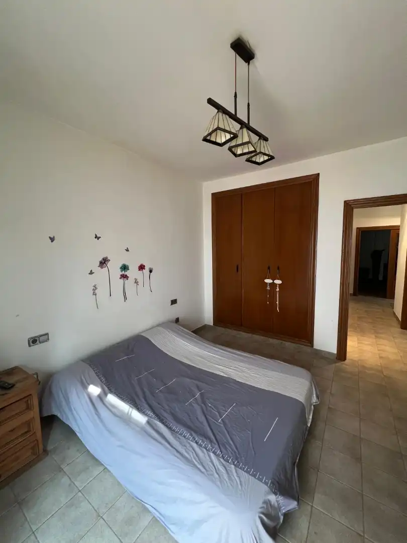 Dormitori de Casa o xalet en venda en Rafelbuñol / Rafelbunyol amb Calefacció, Terrassa i Traster