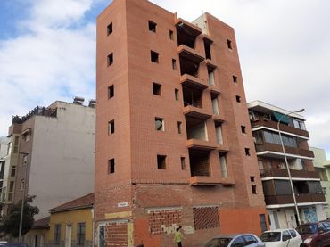Wohngebäude zum Verkauf in Puente de Vallecas