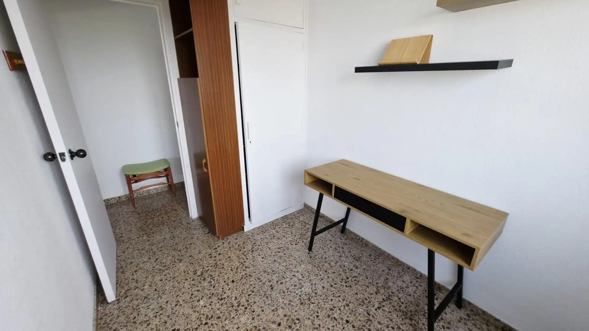 Pis en venda en Alicante / Alacant amb Jardí privat, Terrassa i Moblat