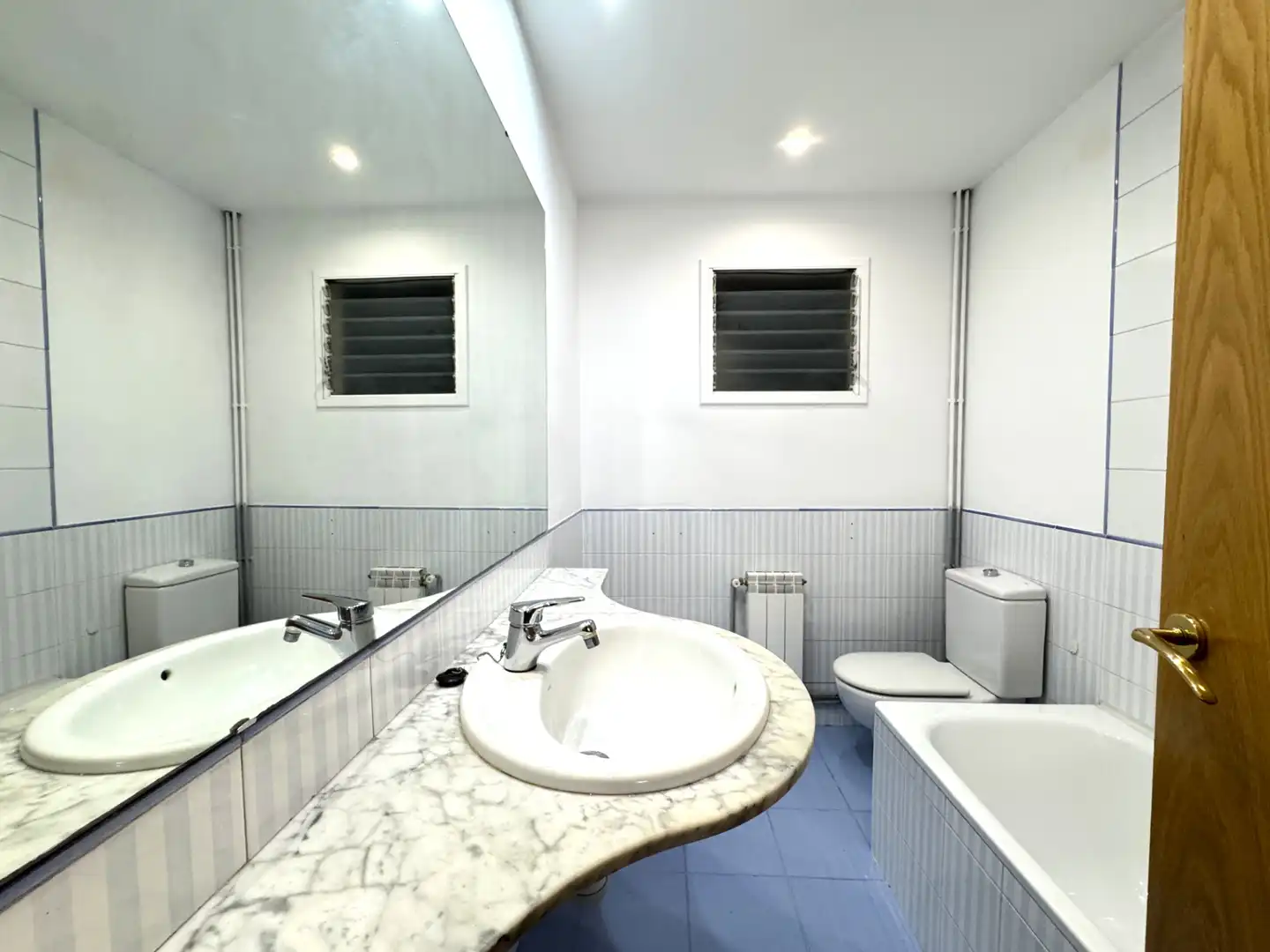 Baño de Piso en venta en Barcelona con Calefacción, Parquet y Horno